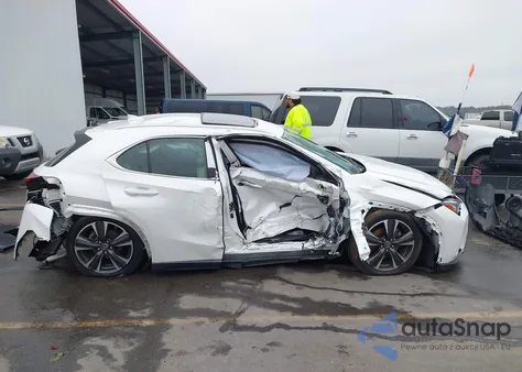 2019 Lexus Ux 200 z USA, uszkodzony, nr VIN JTHY3JBH6K2007172